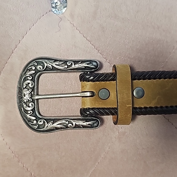 Nacona Southwest Leather Belt - Picture 2 of 6